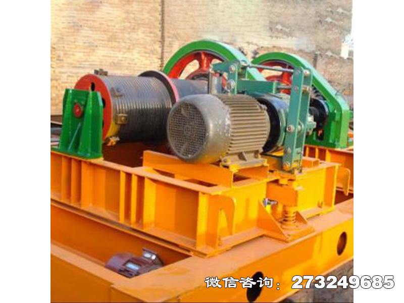 卷揚(yáng)式快速閘門啟裝置